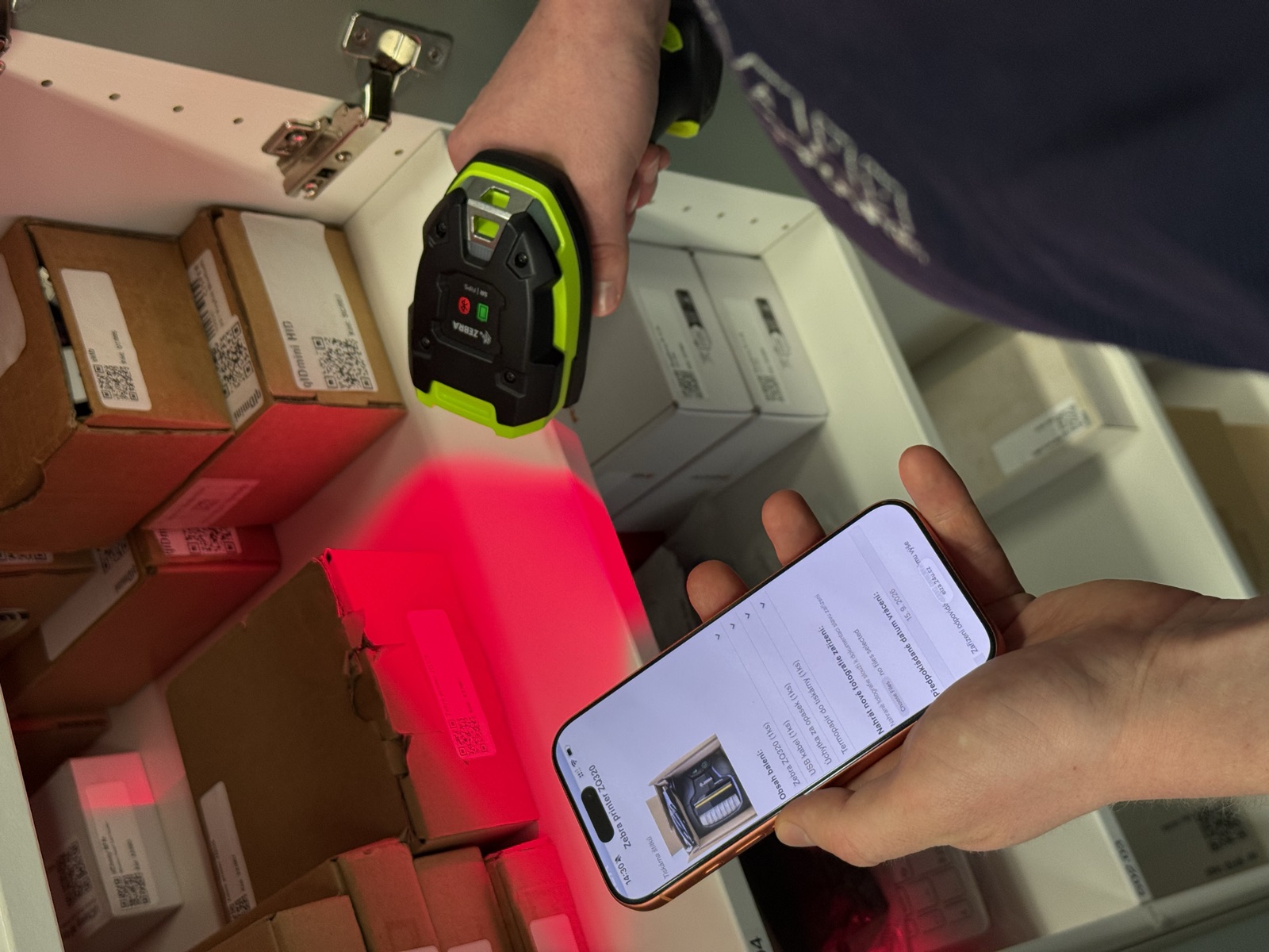 Zebra scanner connected to a custom iOS app
